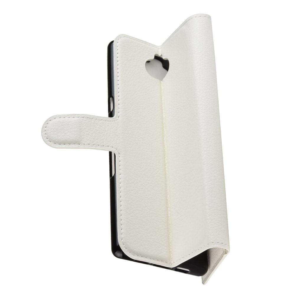 Флип чехол книжка с кошельком подставкой отделениями для карт и магнитной застежкой для Sony Xperia 10 Белый